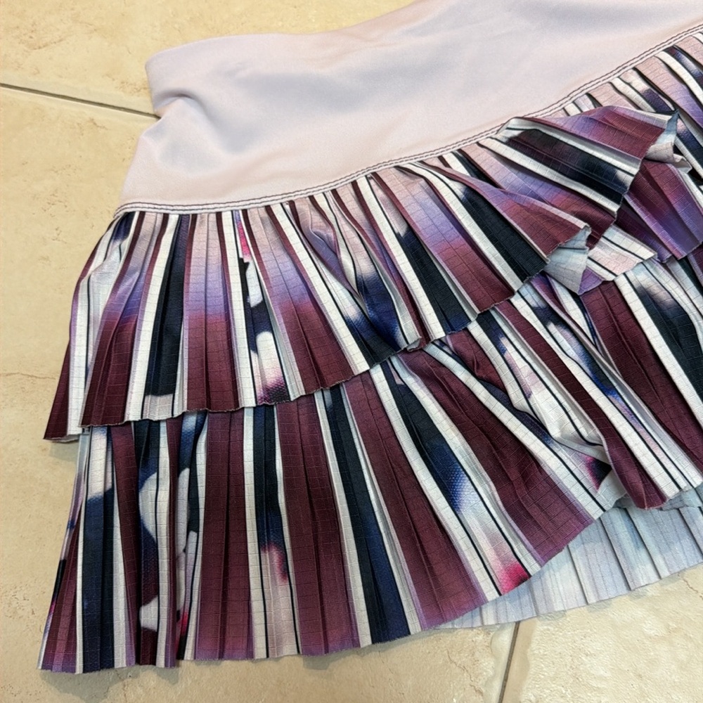 Lucky in Love - Pleated Tennis Skirt. Size Small (4-6)
